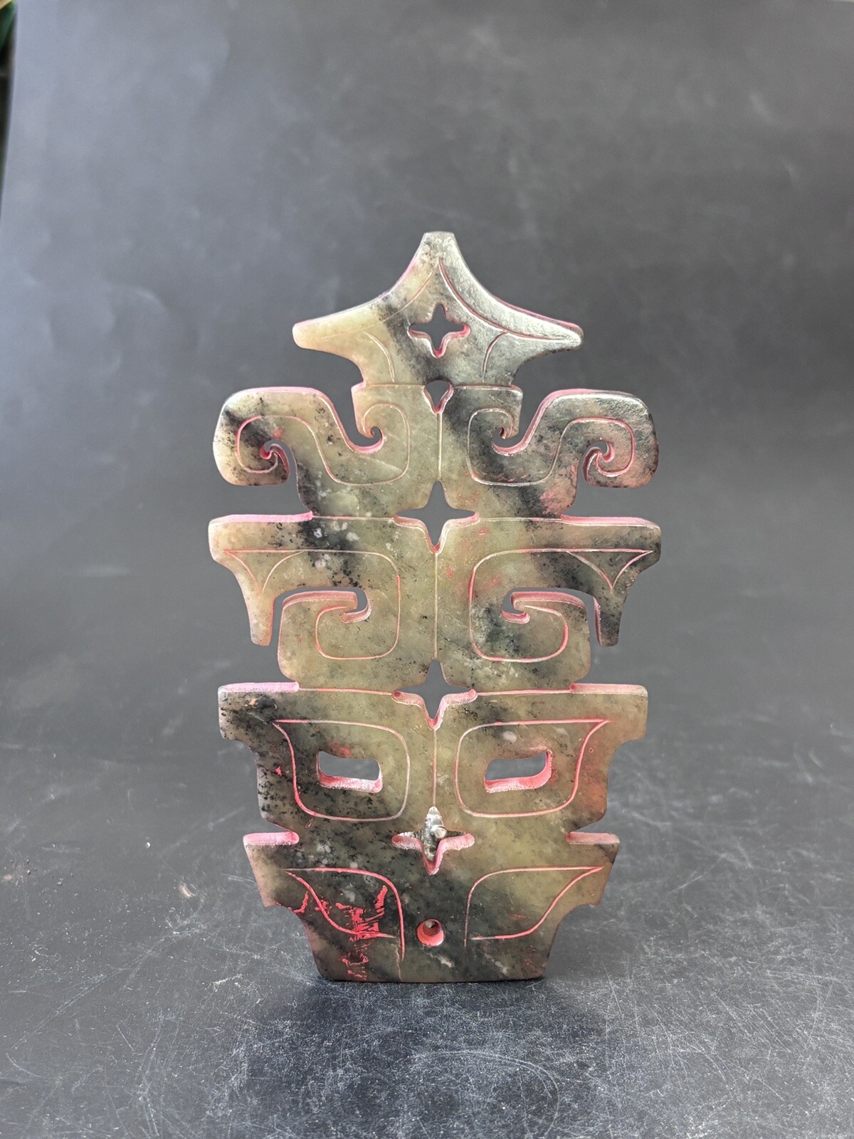 Chinese carving jade Plaque sacred Beast face with crown design sculpture 玉神面像