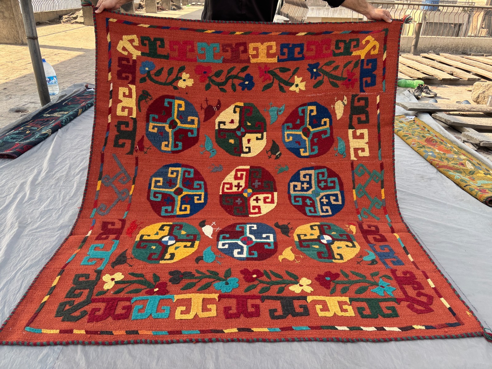 Vintage Uzbek Suzani Kilim Rug 5’5 x 6’1 ft, Handwoven Wool Tribal Textile Rug