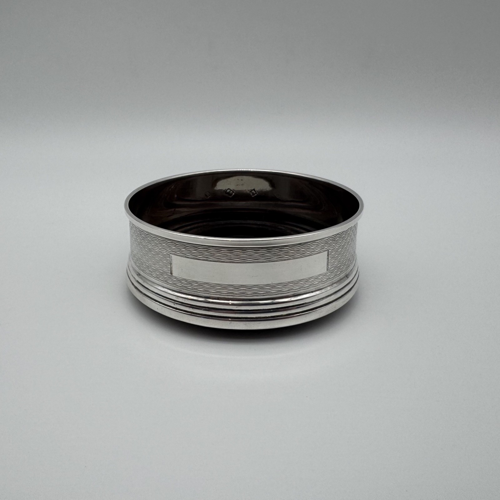 Sterling Silver and Mahogany Bottle Coaster by Broadway & Co – Birmingham 1991