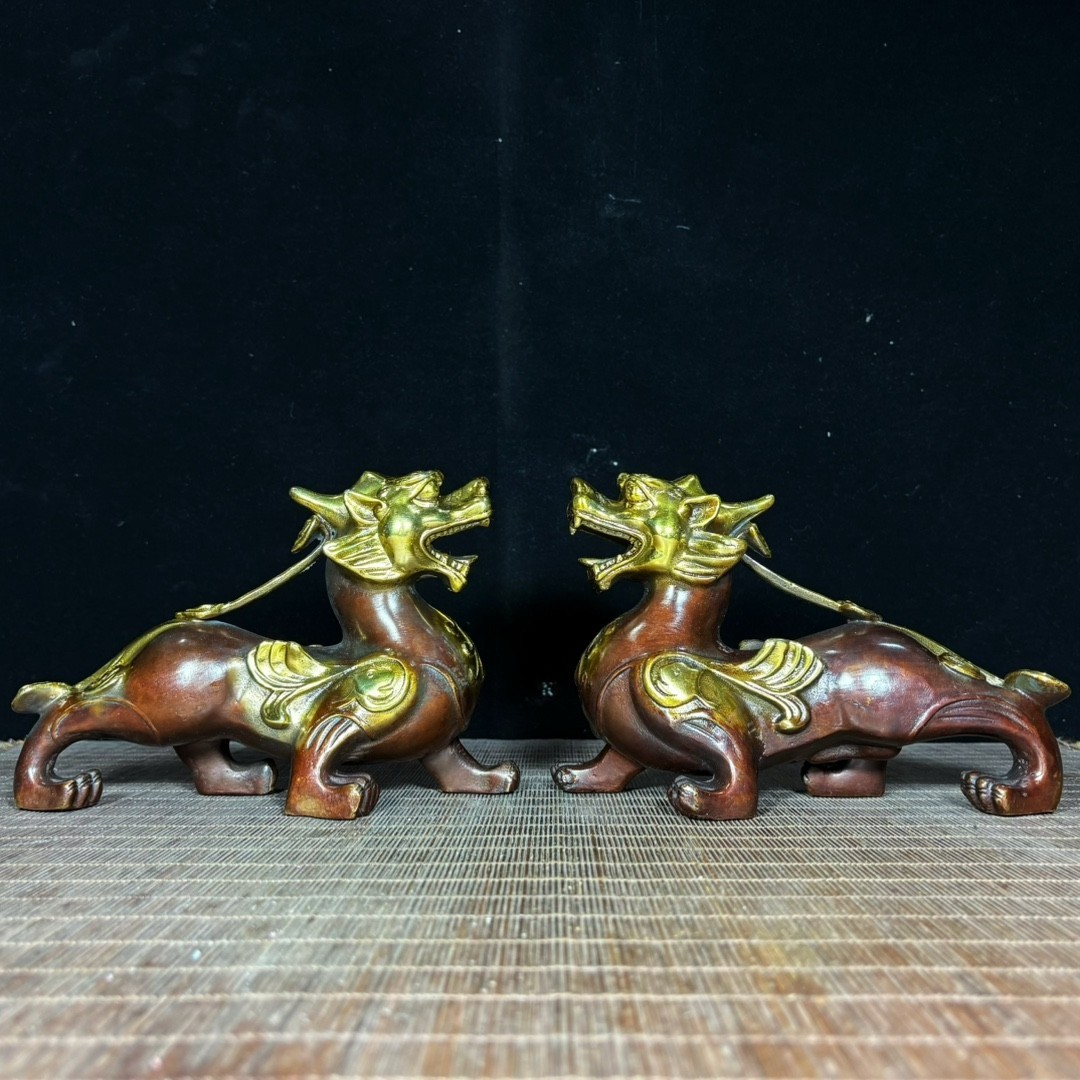 A pair of pure copper gilded large Ruyi Pixiu