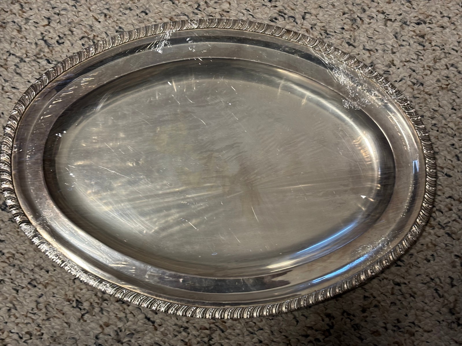 Silver Plate Oval Platter-Windsor Chile W-P 10 Micrones–15-1/2″ x 10-3/4″ Oval