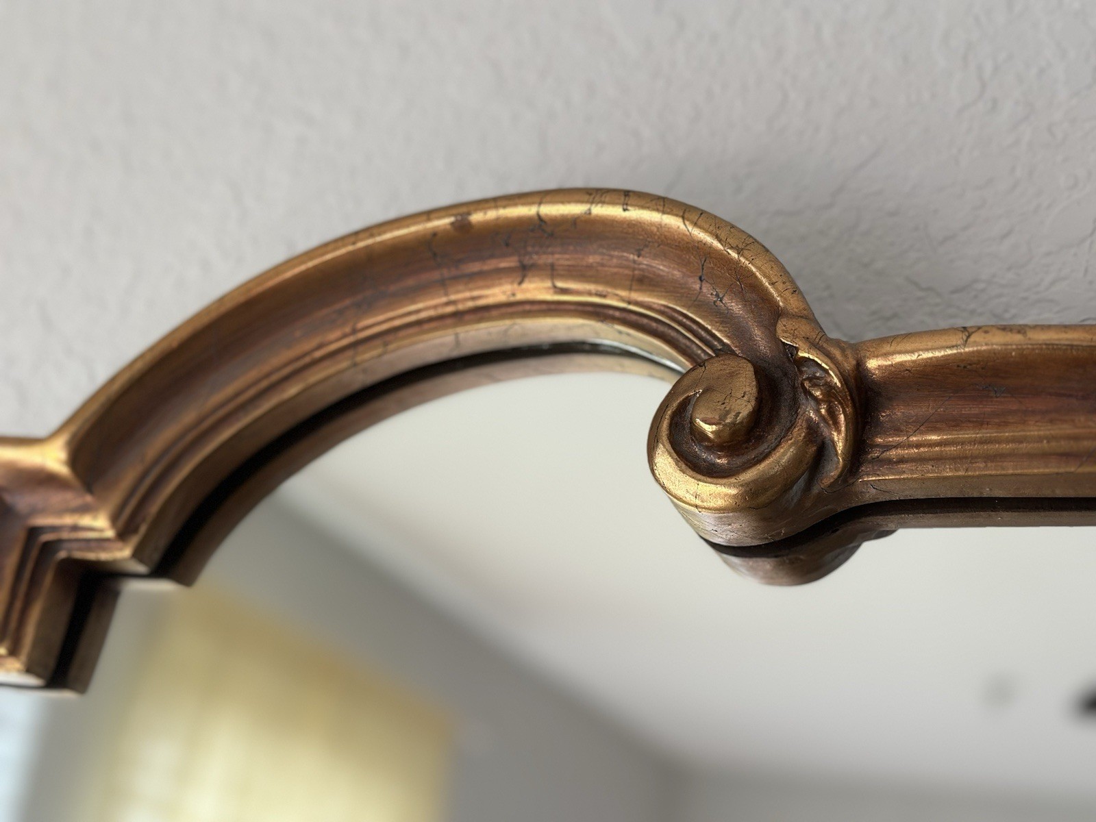 Vintage Ethan Allen Wall Mirror – 1976 Model 07-4532 – Gilt Frame Arched Top