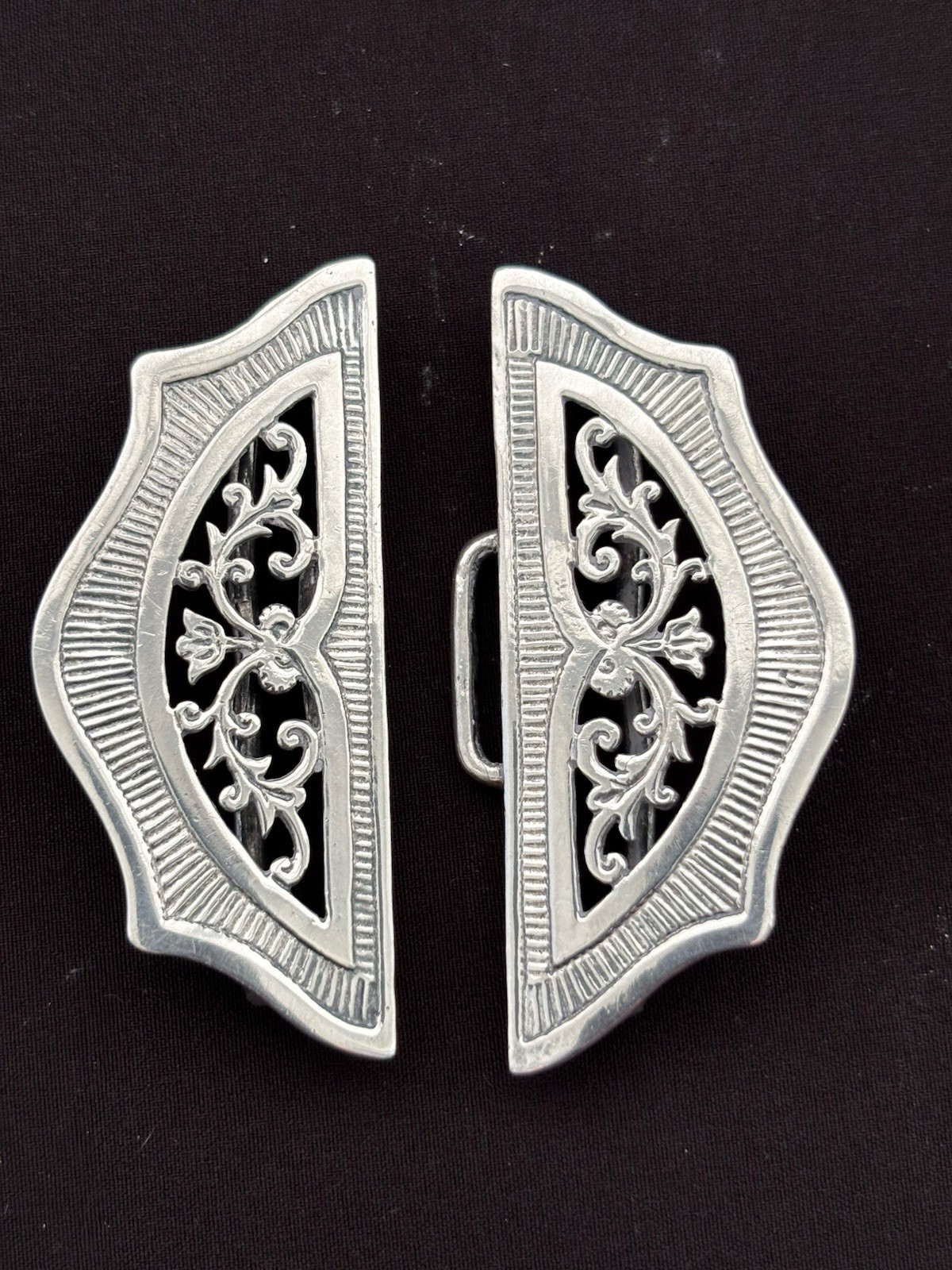 solid silver nurses Belt Buckle. Birmingham 1988. P. M. L.