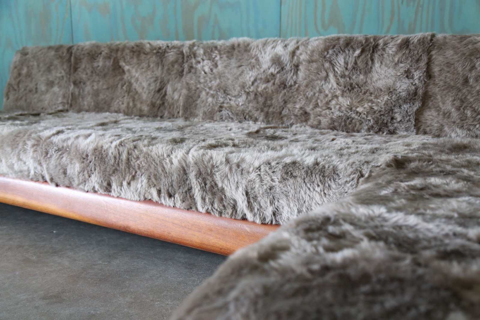 1960s Boomerang Sofa by Adrian Pearsall in Icelandic Sheep Wool