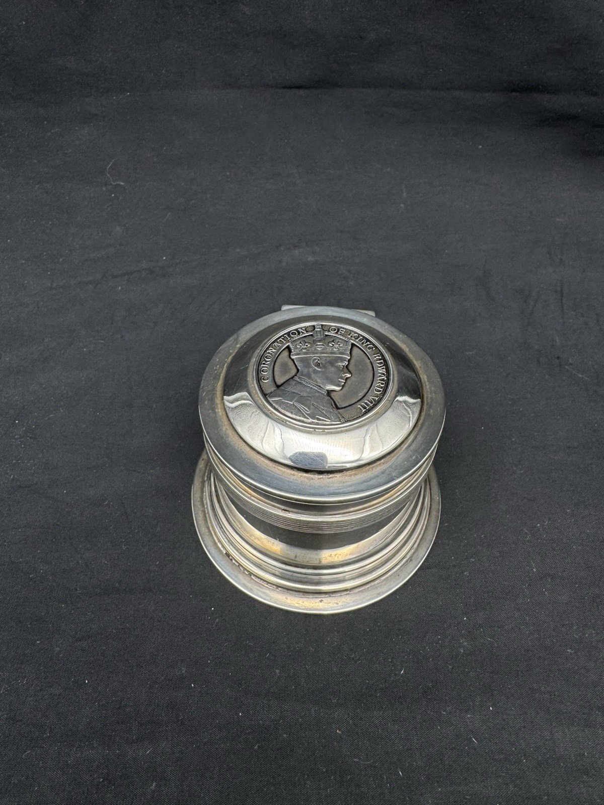 Antique 1936 Goldsmiths & Silversmiths Company Sterling Silver Inkwell, 110 g