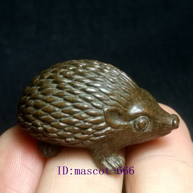 1.3 Inch Chinese Bronze Carving Hedgehog Fortune Statue Decoration Collection
