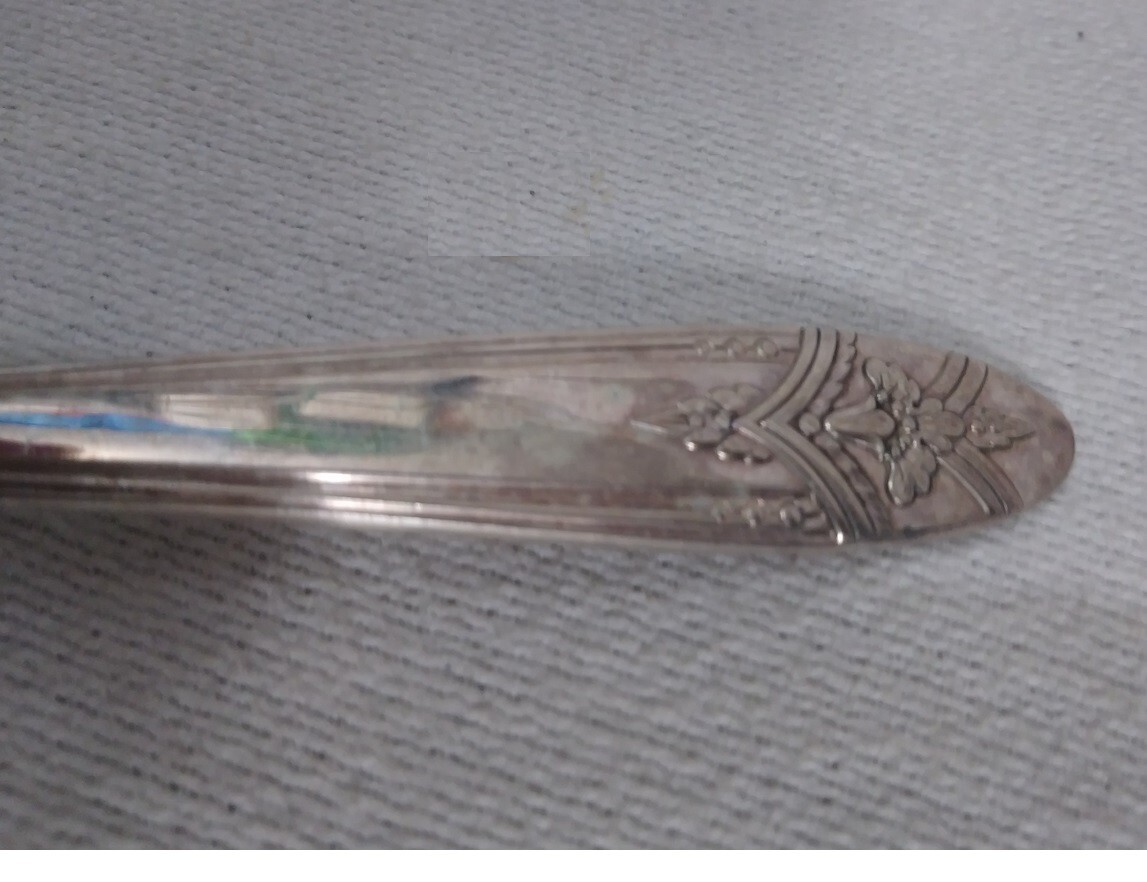 Silver Plated Wm Rogers A1 Plus Oneida Ltd Serving Fork 8.25″ L Fine Dining