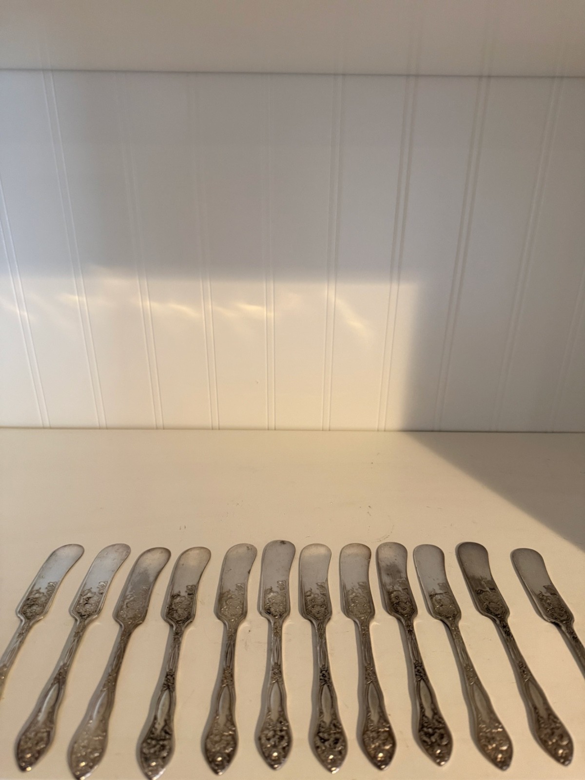 Vintage Embossed Fairfield Plate Fish Knives Set Of 12