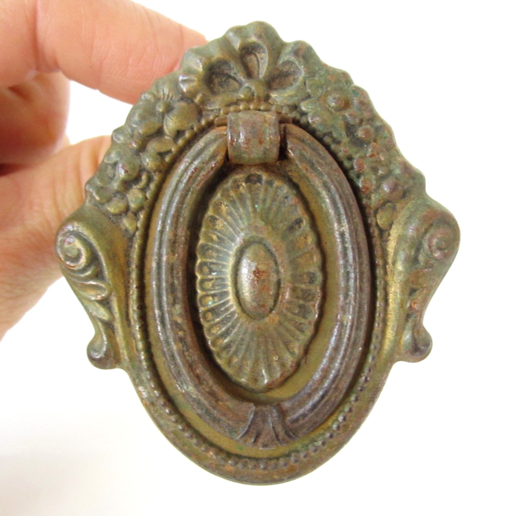 Antique Victorian Cast Brass Drawer Oval Drop Bail Pull Tall Oval 2.5″ Ornate