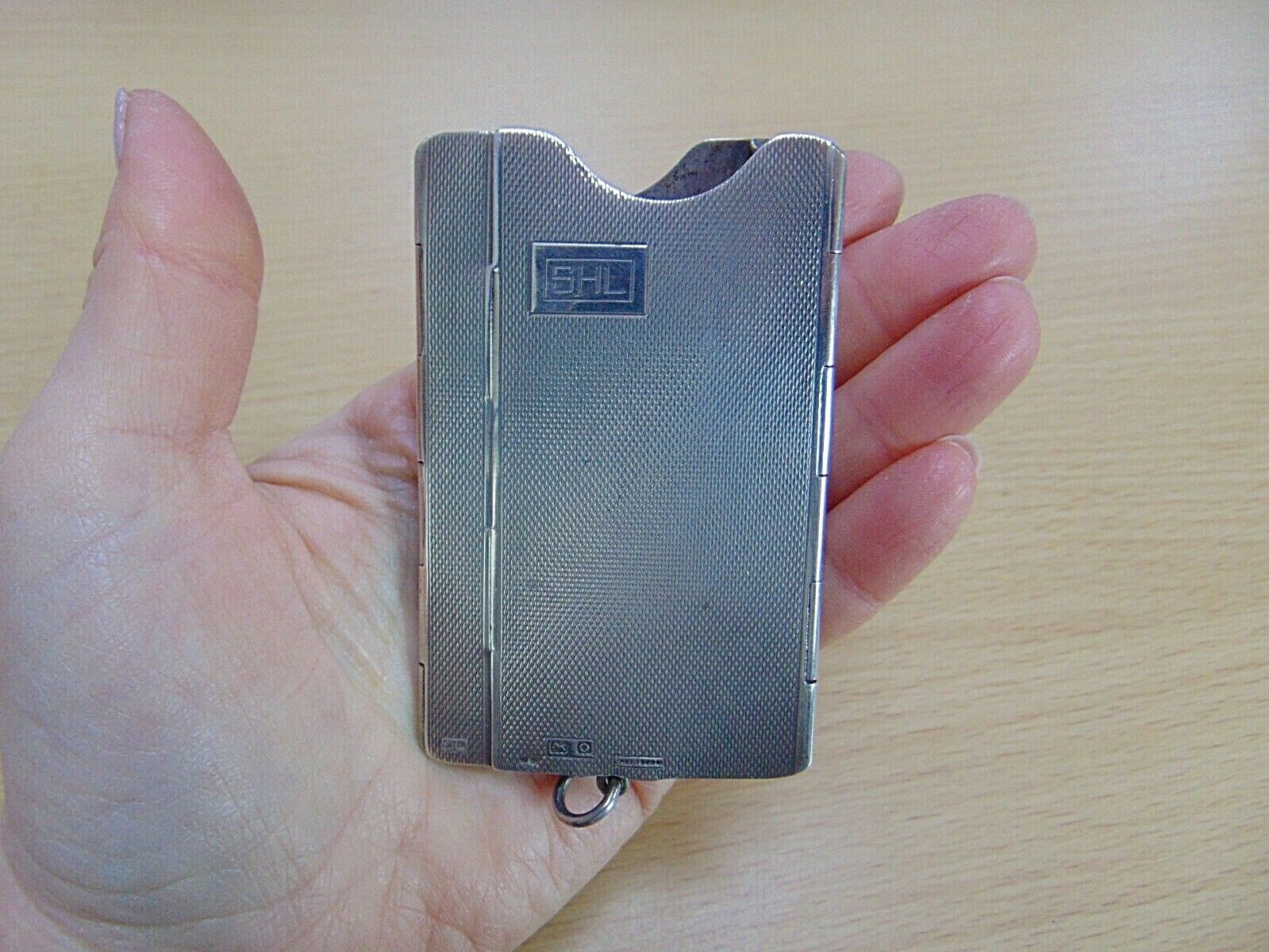 ANTIQUE STERLING SILVER FOLDING CARD CASE – DEAKIN & FRANCIS BIRMINGHAM 1913
