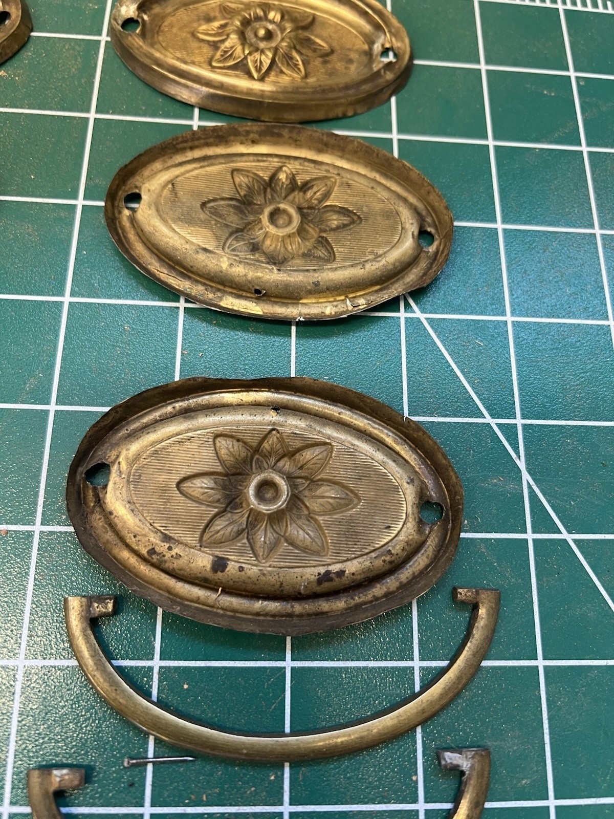Seven 19thC Hepplewhite Drawer Pulls