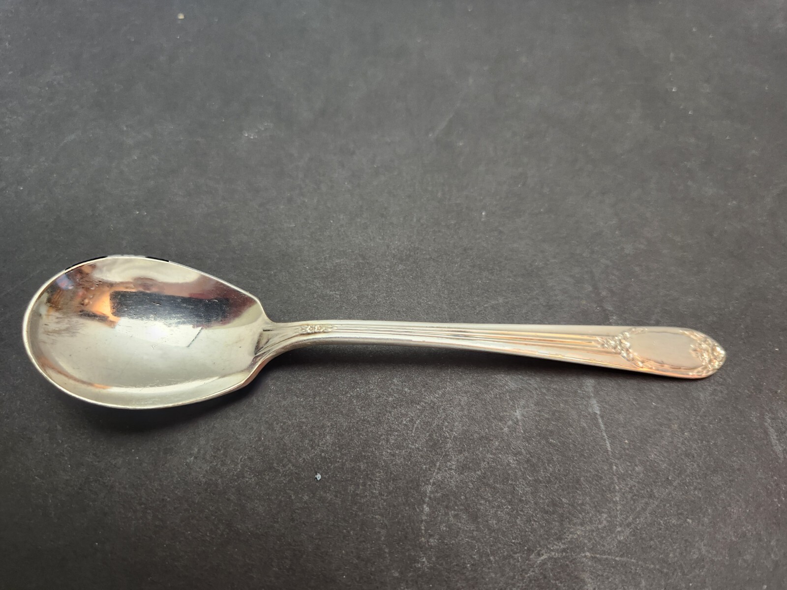 Rogers & Bros Garland Rapture Silverplate Sugar Spoon