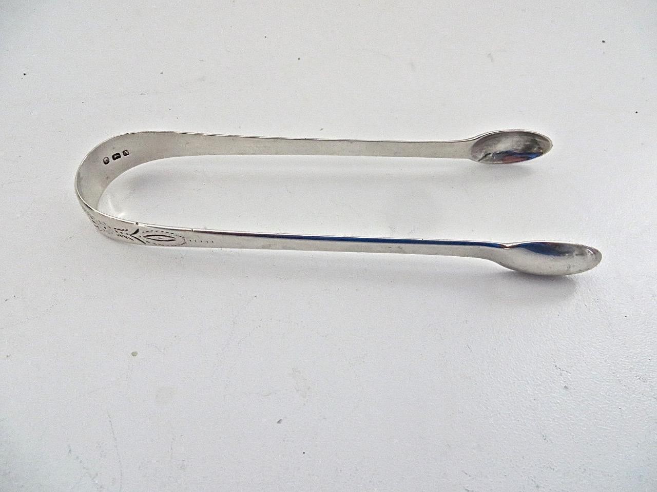 English London 1796 pair of George III Sterling Silver Sugar Tongs No Monogram