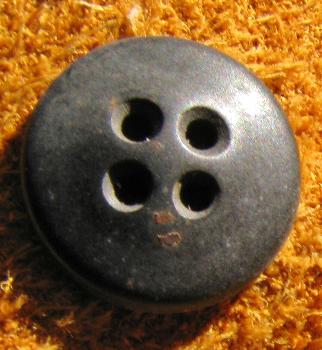 J. S. Conway Monroe City, Missouri Early 1900’s Clothing Button 11/16″ Diameter