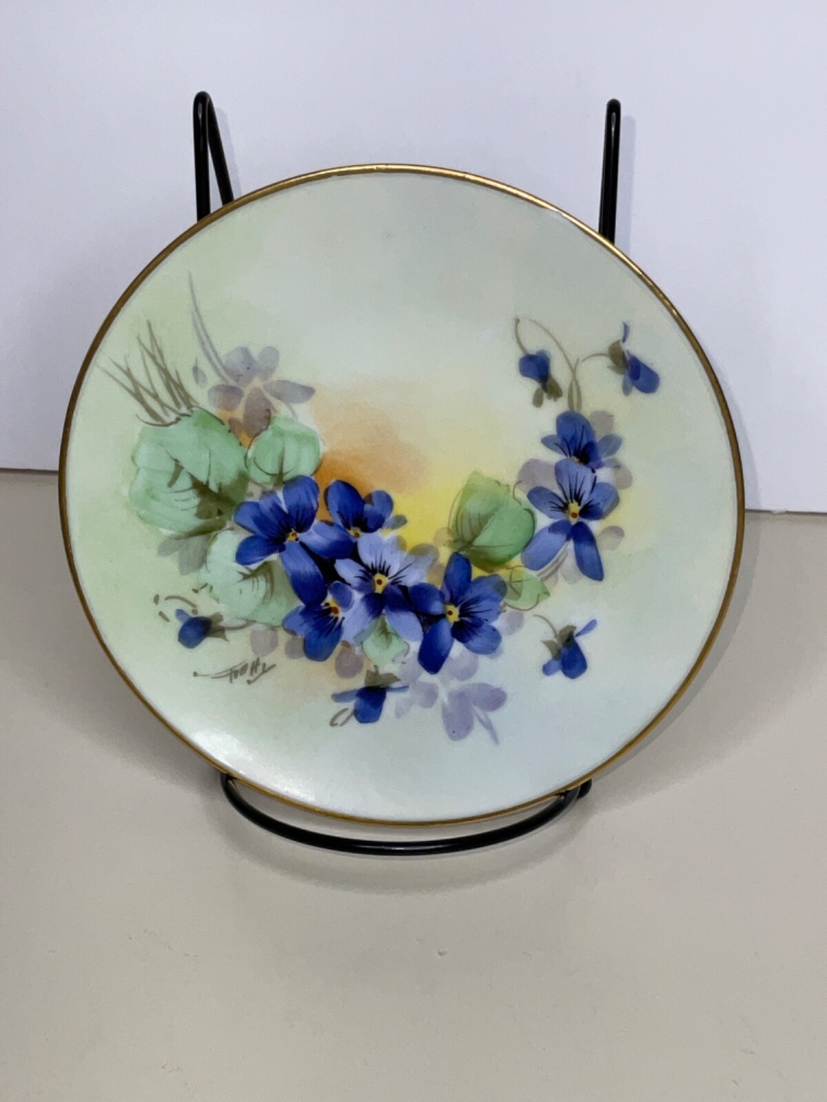 J & C Bavaria Vintage Plate Violets Gold Rim Signed Thonander 6″ Hand Painted