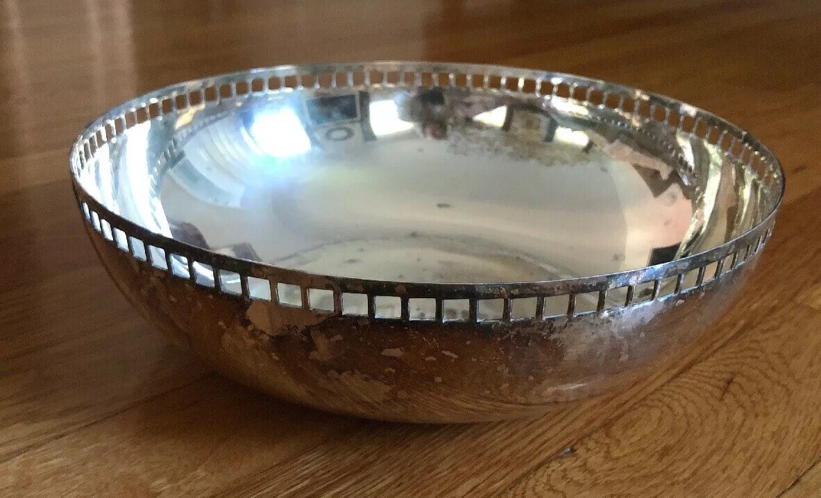 Vintage 1980’s Swid Powell Silver Plated Skyscraper Bowl 10” Diam. R.Meier Italy
