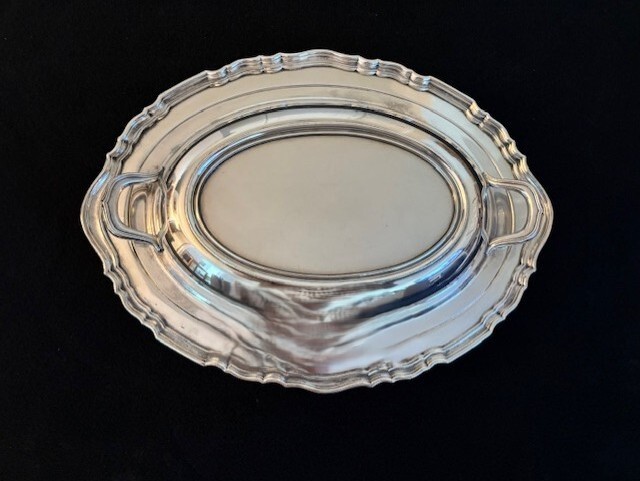 Chippendale Int’l Silver Co Silver Plate Covered Serving Dish 12 1/2″ 2lbs 10oz