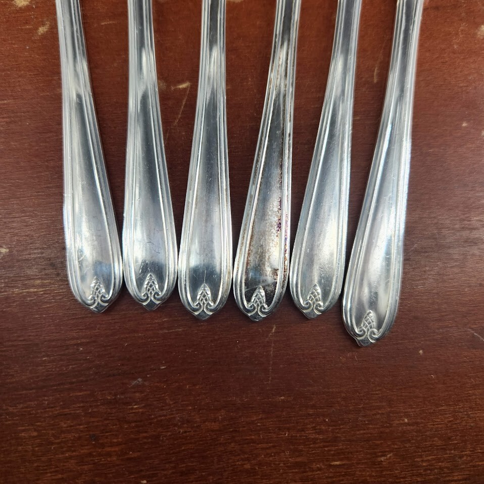 6 Oneida Longchamps Chaumont Butter Spreader Knife Silverplate 1935 flatware