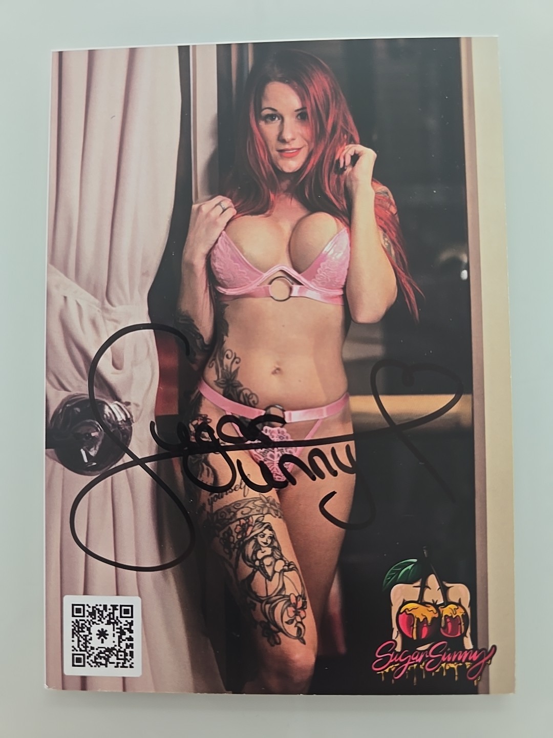SUGAR SUNNY AUTOGRAPH SIGNED AUTOGRAPH SIGNED Autograph Card Adult Model