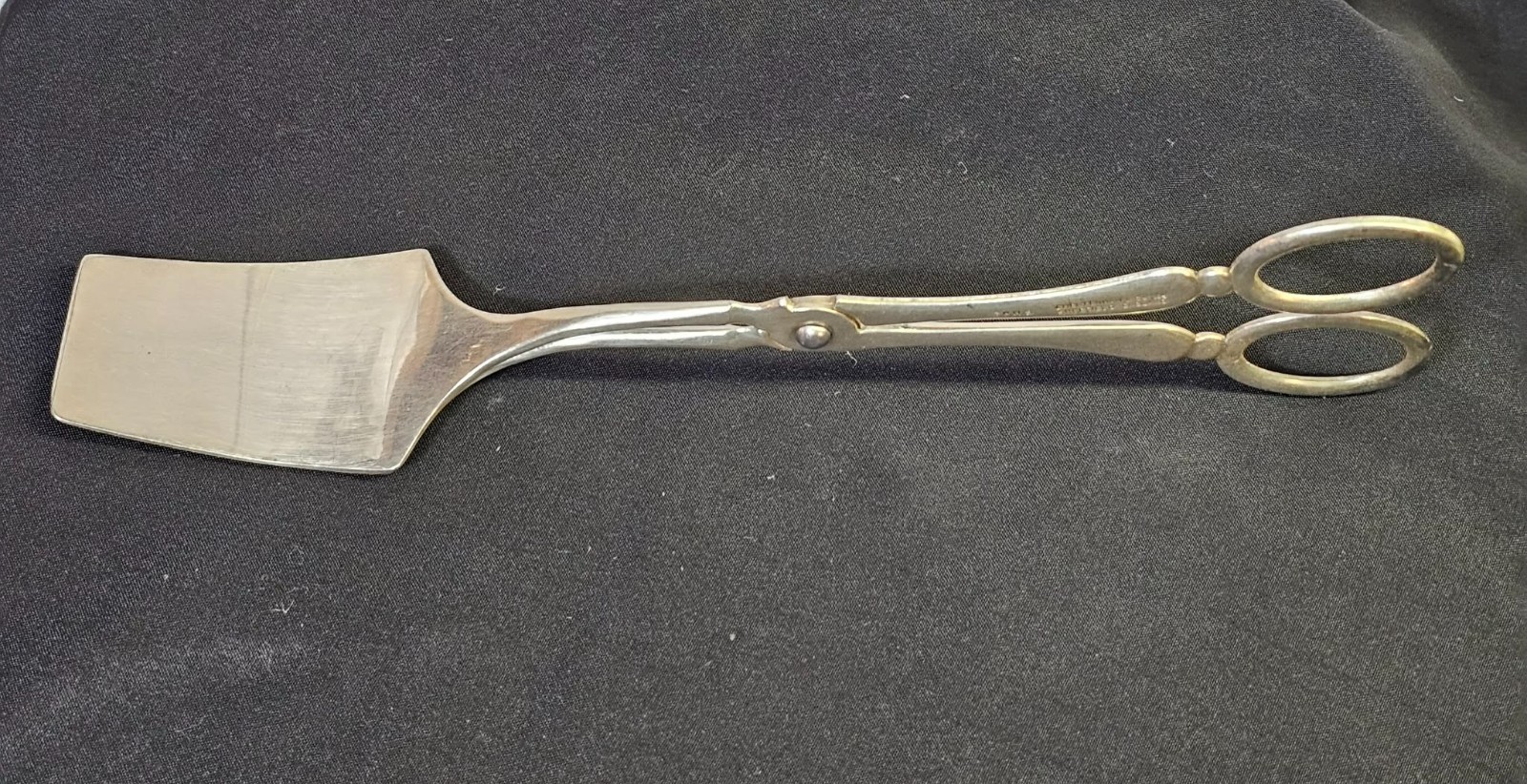 Vtg Silverplate cheltenham sheffield Curve Scissor Tongs Serving Utensil England