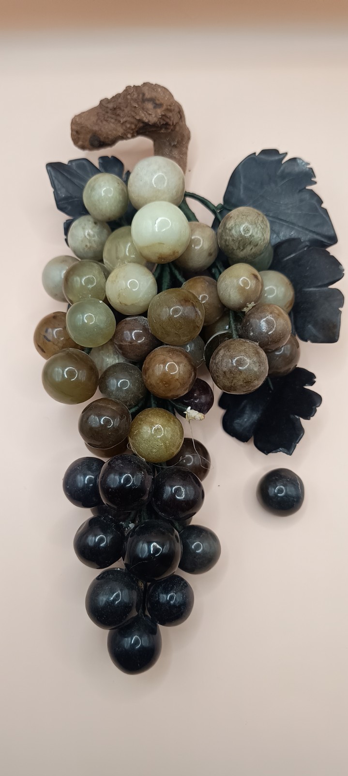 Alabaster Stone Grape Cluster Carved Stone Leaves Decorative Ornament