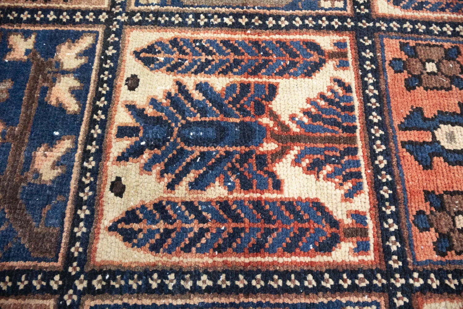 8’9 x 10’5 ft Semi-Antique Handmade Geometric Wool Living Room Carpet