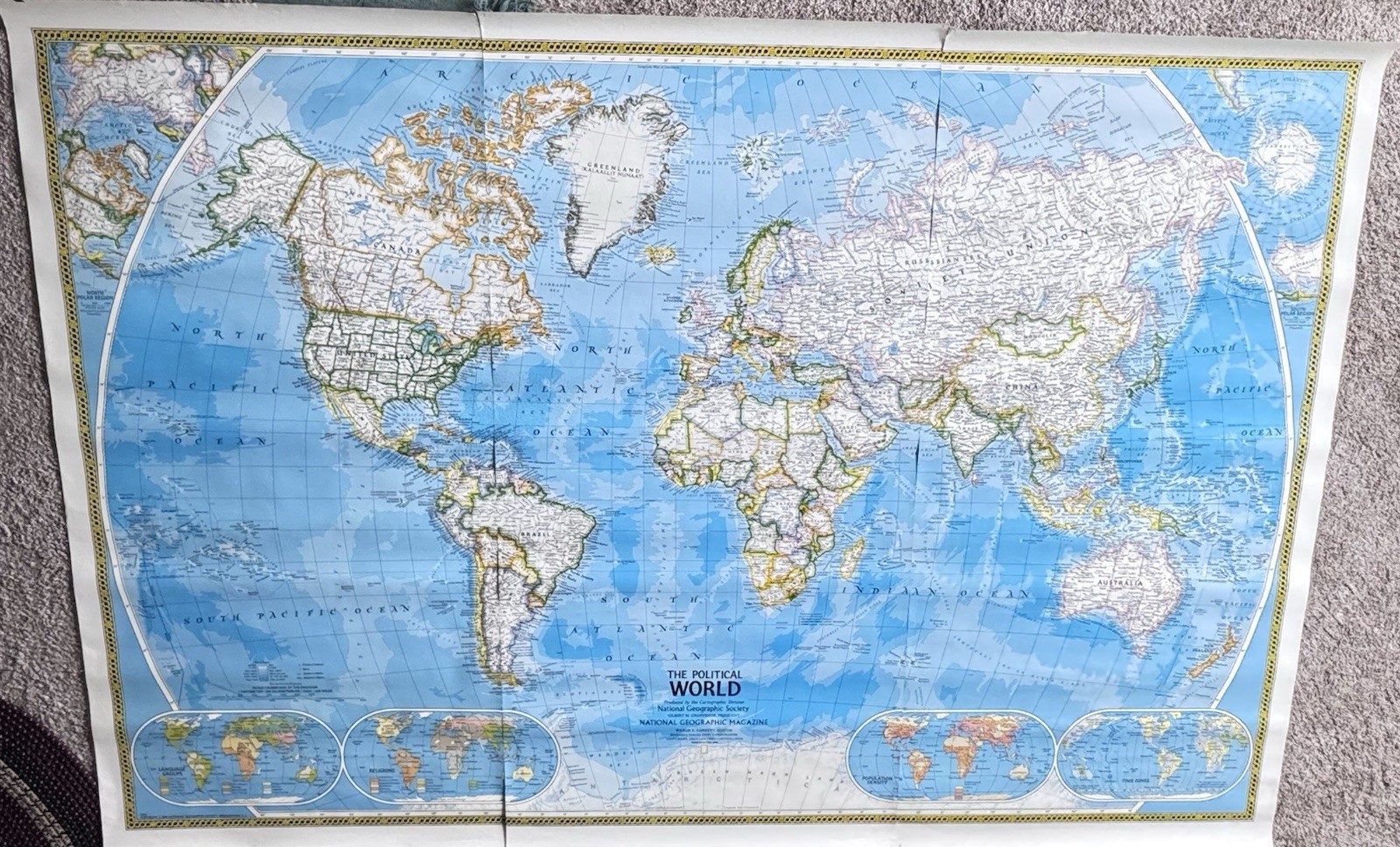 Vtg 1981 National Geographic GIANT Wall Map 3 Pieces 77” X 111”