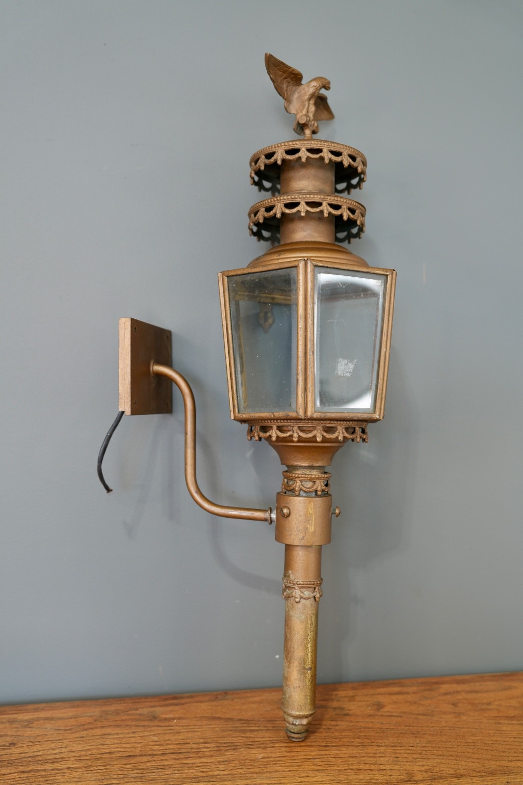 Antique Porch Wall Mount Sconce American Eagle Metal Brass Glass vintage