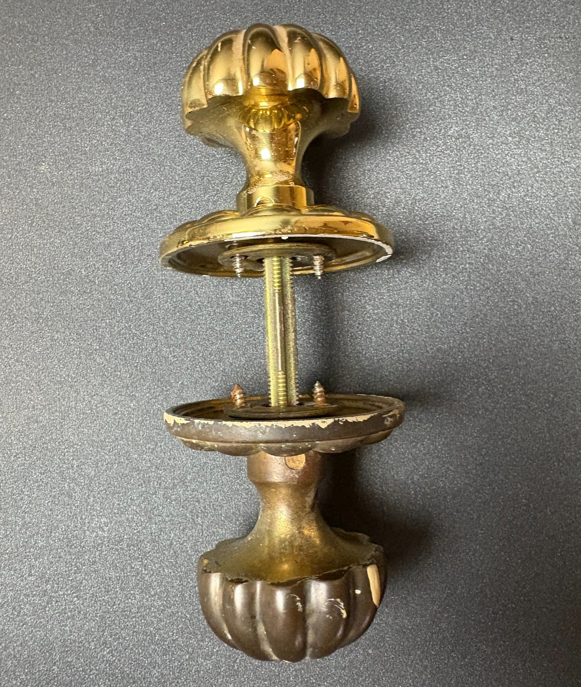 Pair of Vintage 2″ Fluted Brass Entry Door Knob Sets