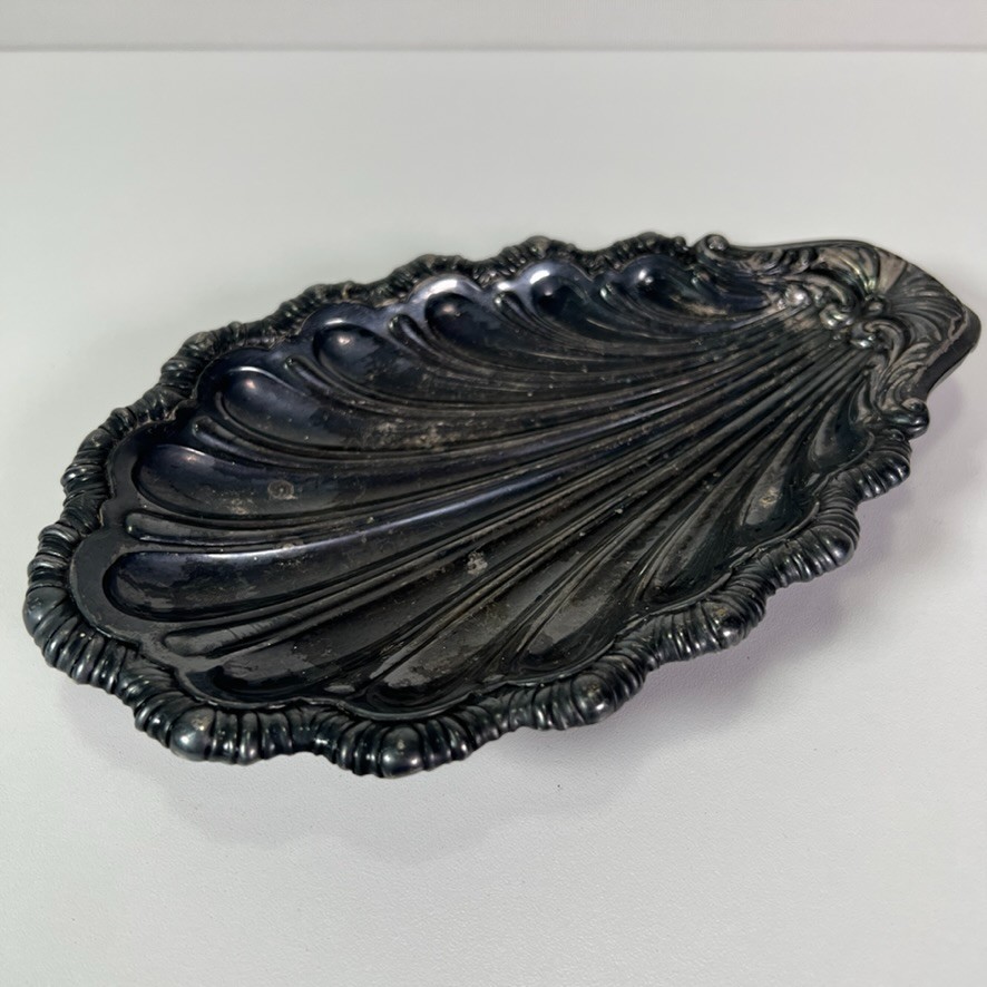 Vintage Silver-Plated Metal Serving Shell Shaped Dish Tray 5″x9″ Made In England
