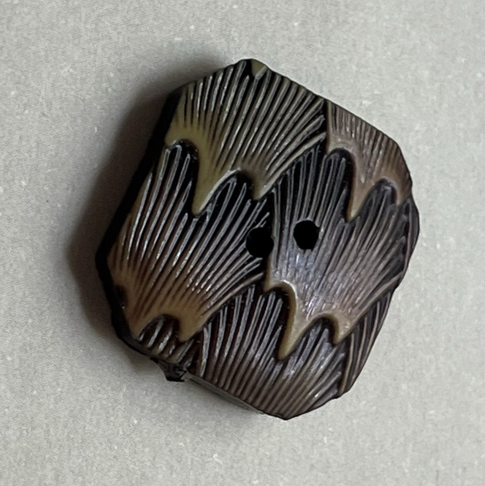 Antique Art Deco Carved Plastic Button Brown Tan Fan Design 7/8”