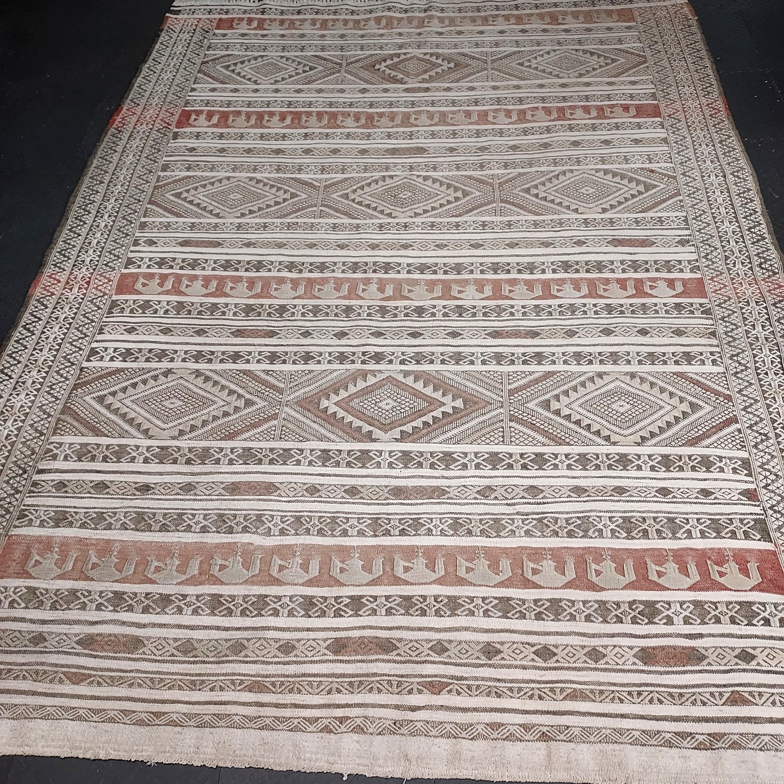 Rare Vintage Moroccan Kalim / Kilim Handmade RUG / Tribal / Handspun Wool / 5×7′