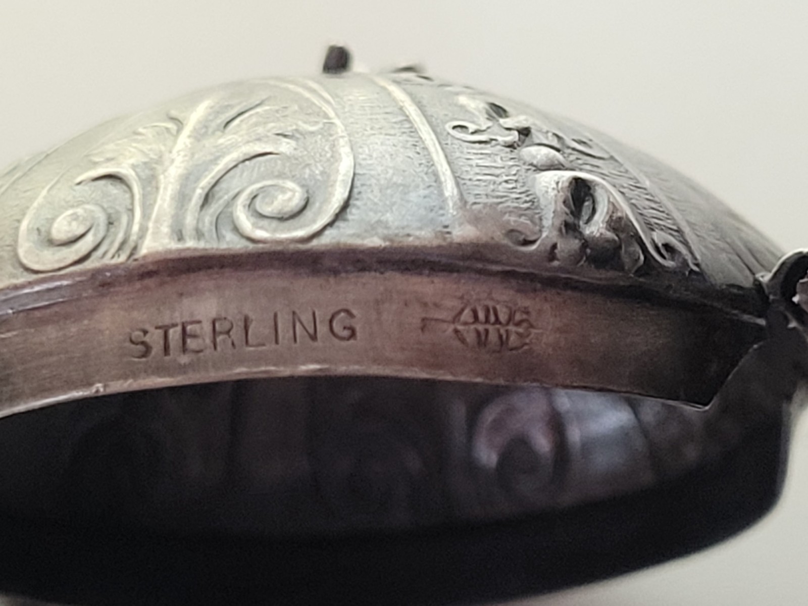 Edwardian Repousse Webster Sterling Silver Northwind Gargoyle Tea Ball Infuser