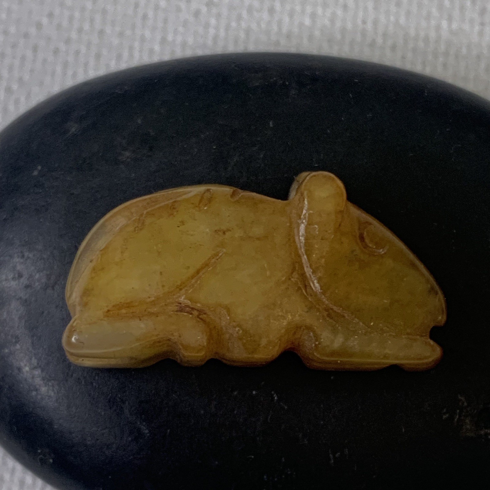 Antique Chinese Yellow Jade Rat Pendant Bead Hand Carved Animal Carving 1.1″x .5