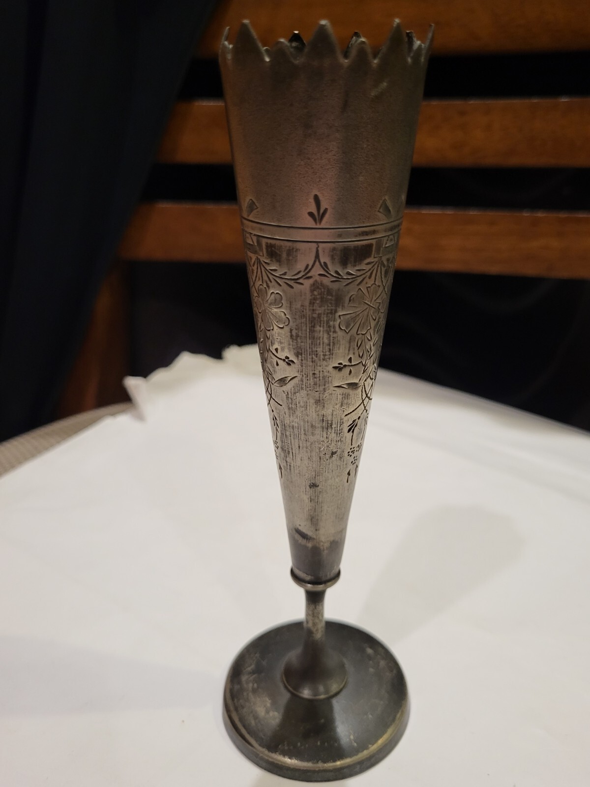 Antique Meriden Silver Plating Co. vase #524