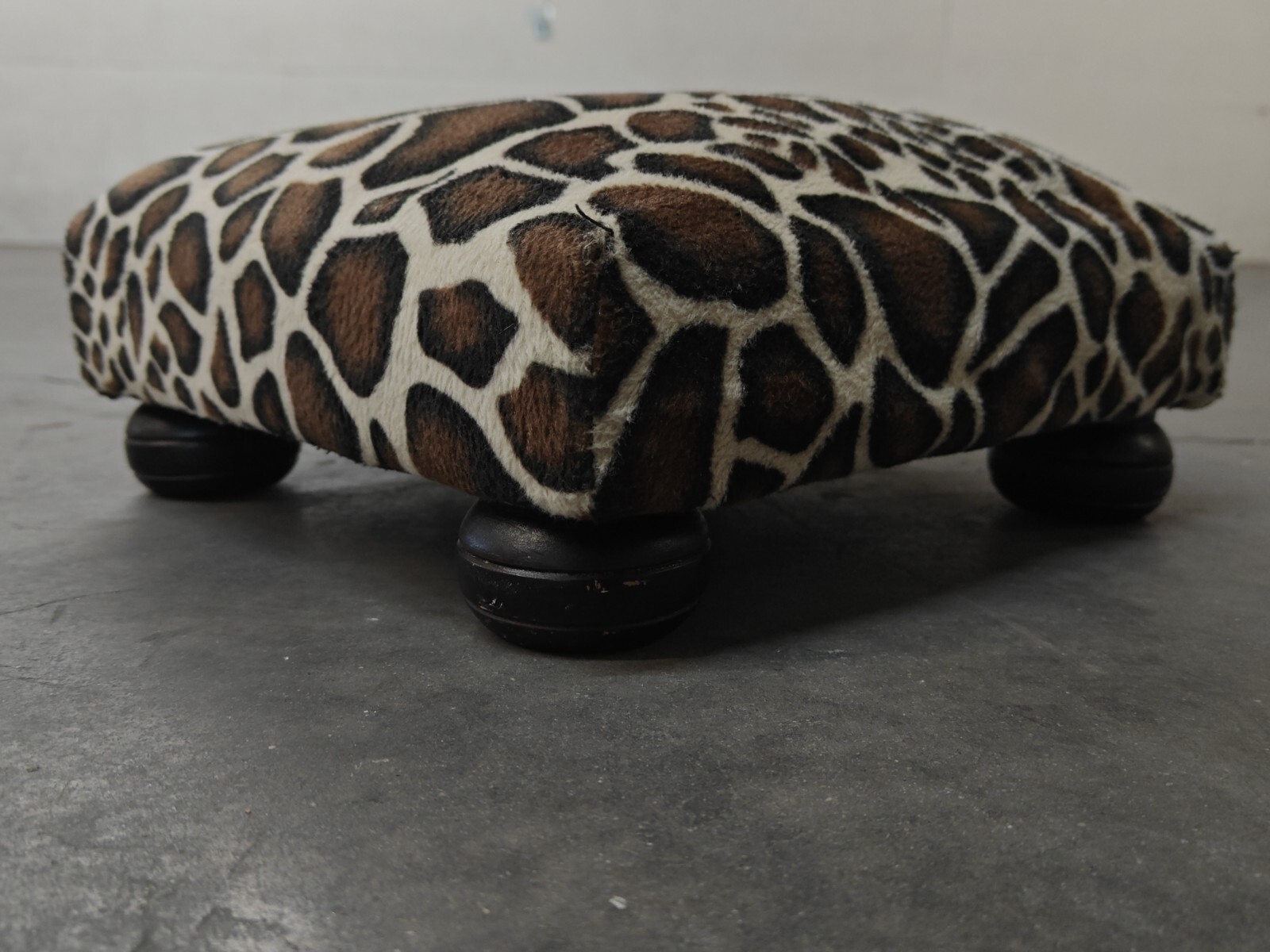 Upholstered Foot Stool Ottoman Square Wood Leopard Faux Fur Fabric 12″x12″