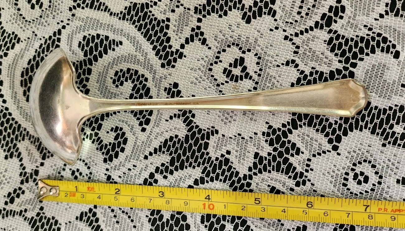 ✅️ ONEIDA ANTIQUE c1923 ALGONQUIN AKA BARONET SILVERPLATED GRAVY LADLE 🤎