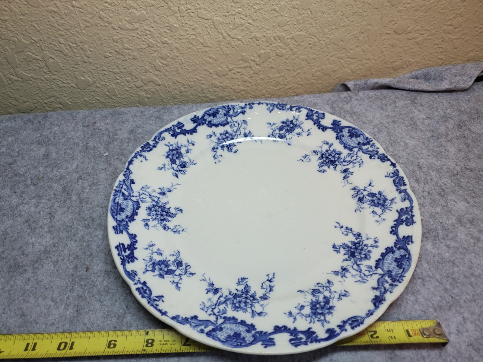 Antique Flow Blue 10″ Plate-Mostelle Pattern Colonial Pottery Stoke, England