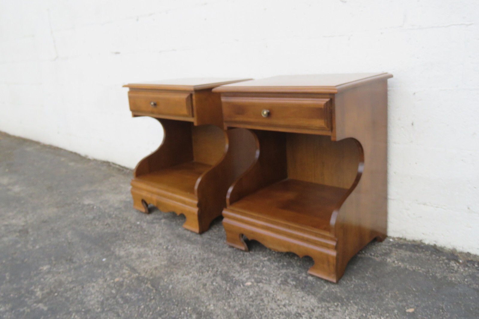 Tall Maple Nightstands End Side Bedside Tables a Pair 5975