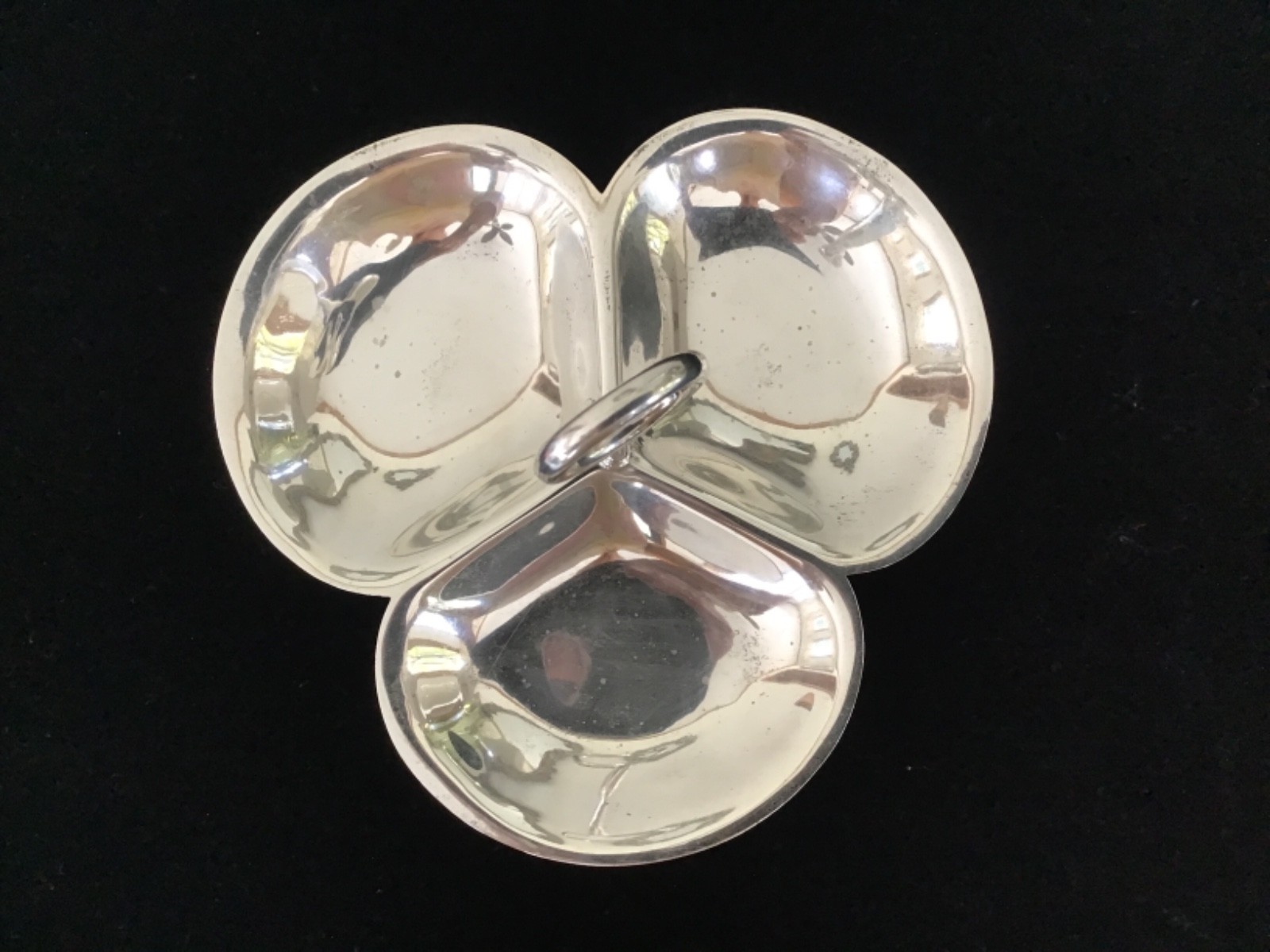 Unger Brothers Sterling Silver Small 3 Part Dish with Handle B2007 6″ Across
