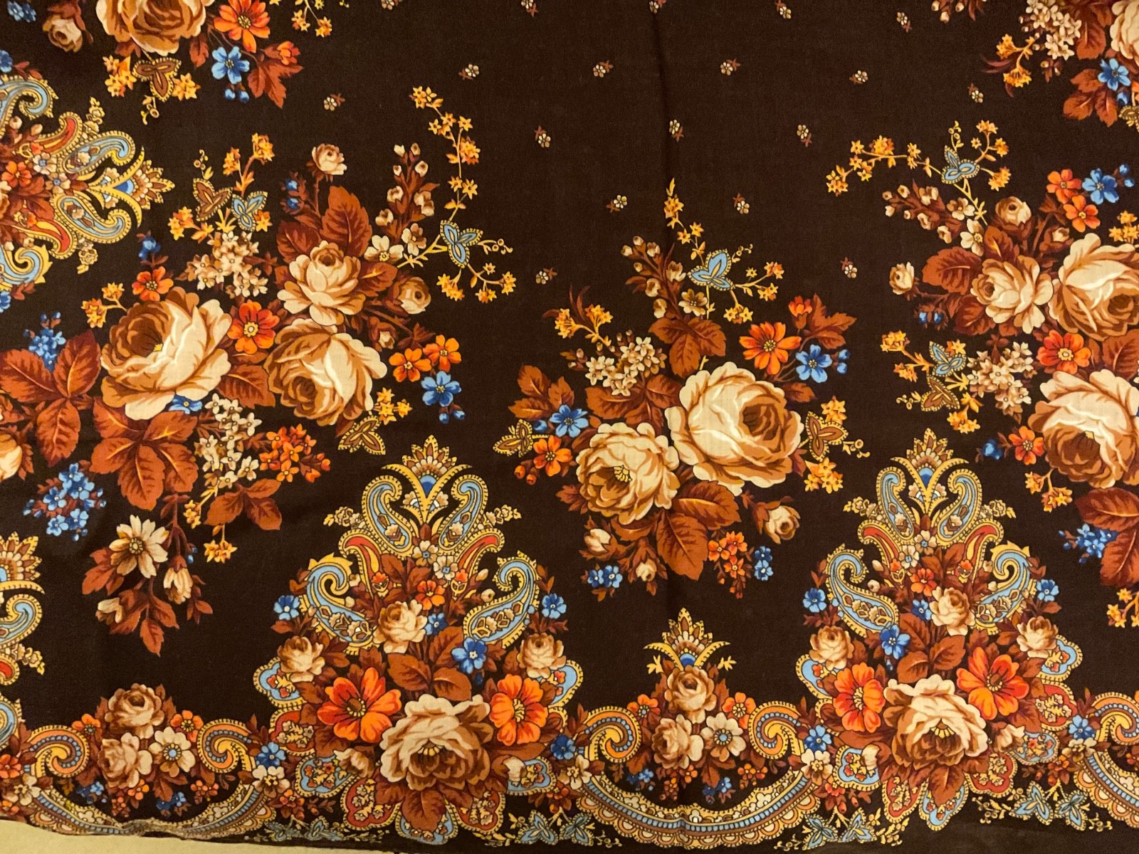 Pure Wool Printed Russian Shawl 125×125 cm Artist Design from Pavlovsky Posad