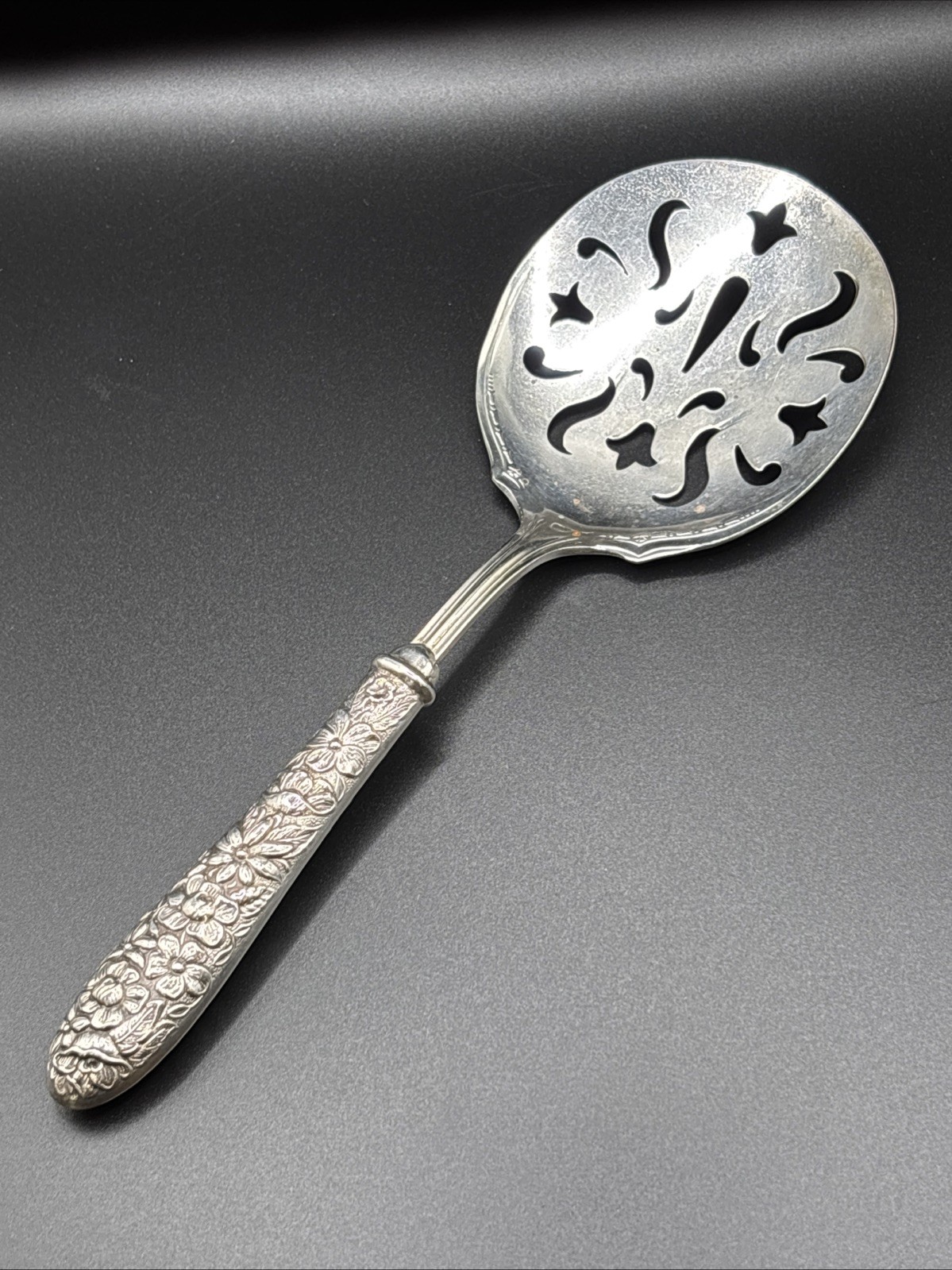 Vintage Sterling Silver Handle 8.25″ Pierced Tomato Server