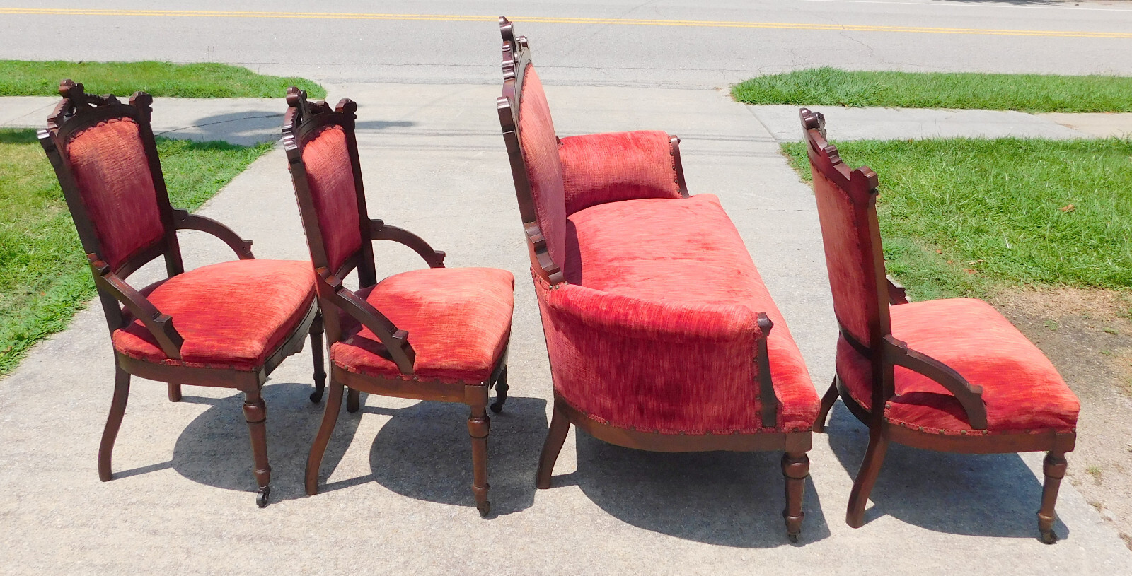 Sweet Walnut Victorian Parlor Set