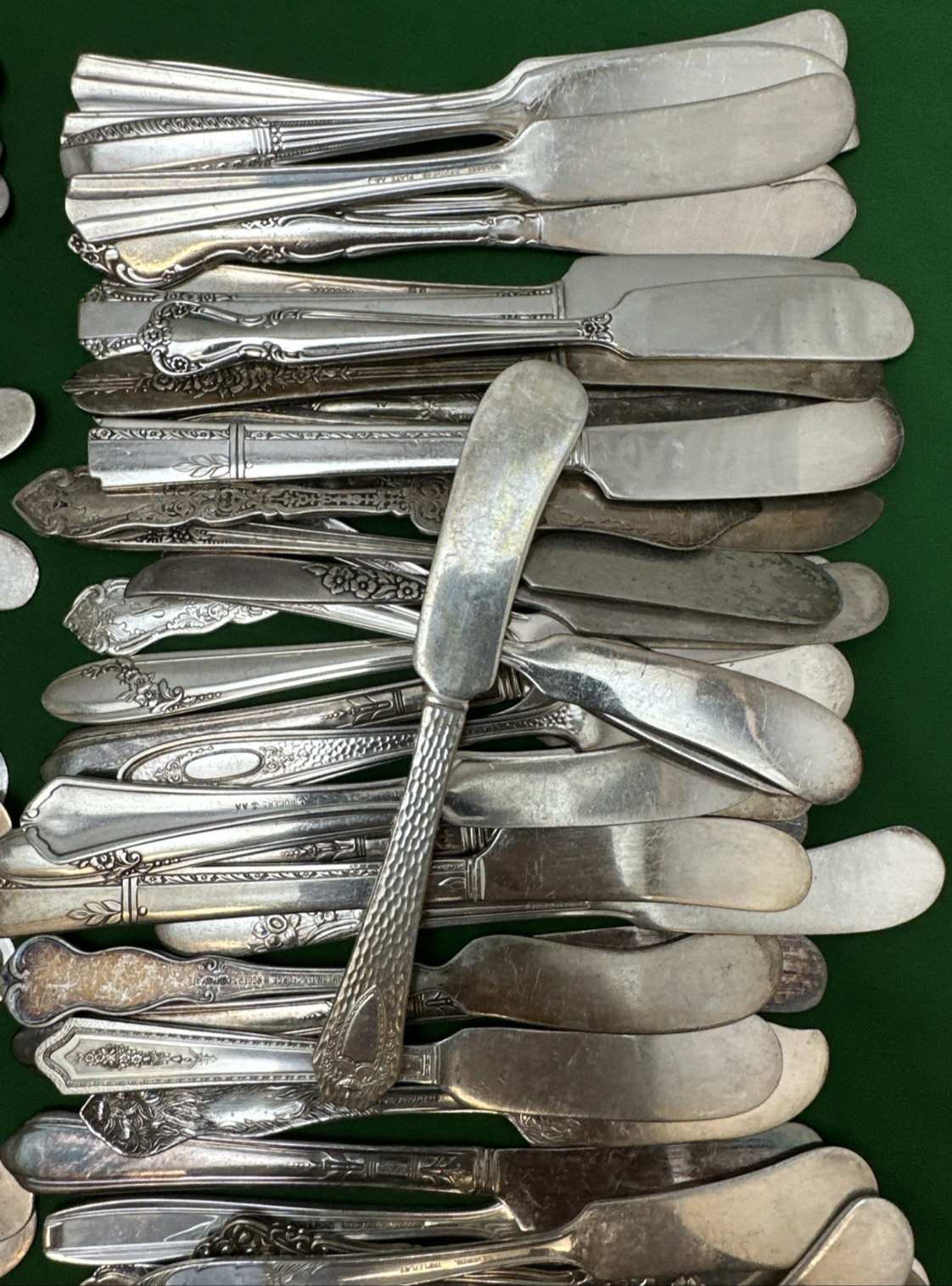 200 Pc Antique to Vintage Silverplated FLAT BUTTER SPREADERS Knives 5.5″-6.5″