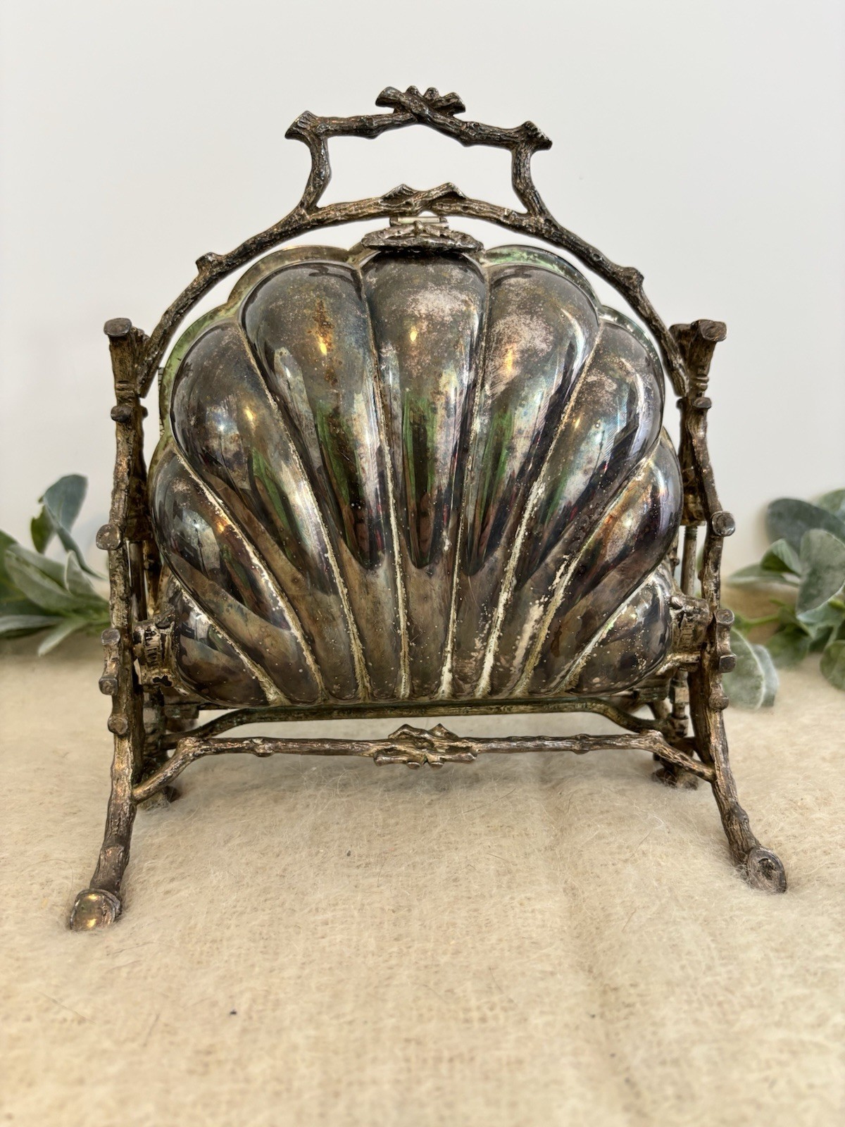 Antique Vintage Bun Warmer Clamshell 1800s Fireplace Victorian Silver Plated