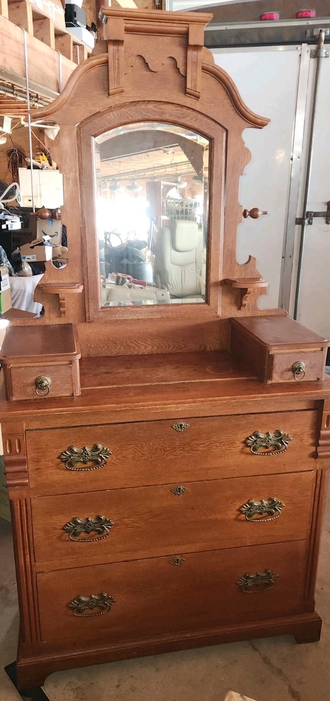 Antique Eastlake Oak Dresser Beveled Mirror Dovetail Drawers 3 Big 2 Cubby