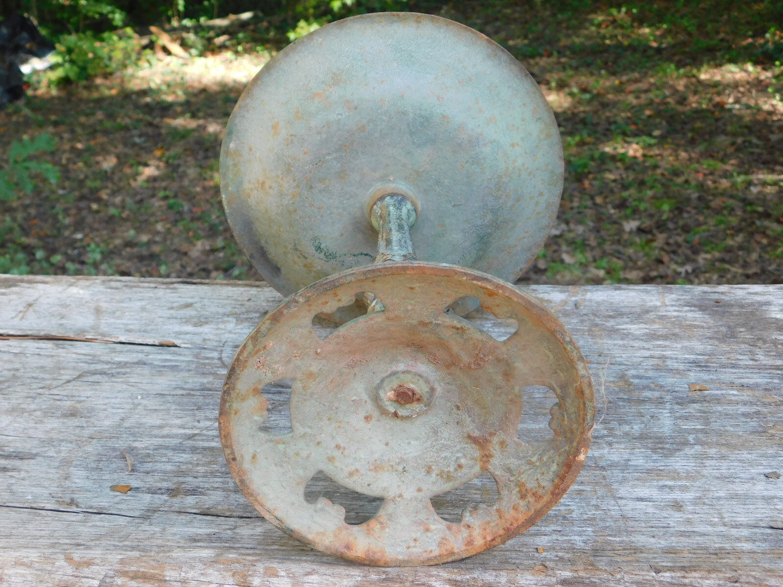 Antique Cast Iron Small Bird Bath Green Patina Ornate 9.5″ high 5.6 lbs