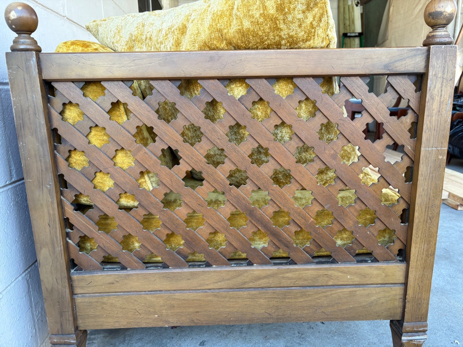 1950’s Drexel couch with gold cushions,