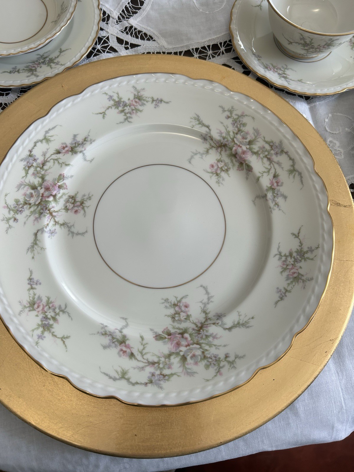Arcadian Fine China – Old Rose Pattern -Pink & Lavender flowers with green vines