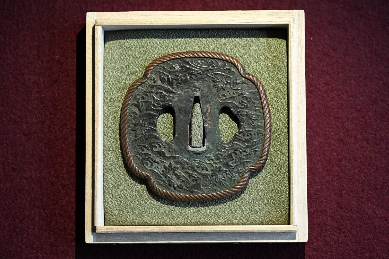 Tsuba Japanese antique copper Mumei red leaves and river design Edo era